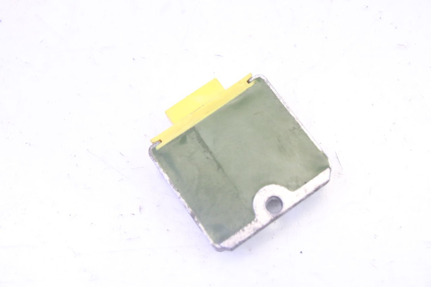 photo de REGOLATORE PIAGGIO LXV 4T 50 (2009 - 2013)