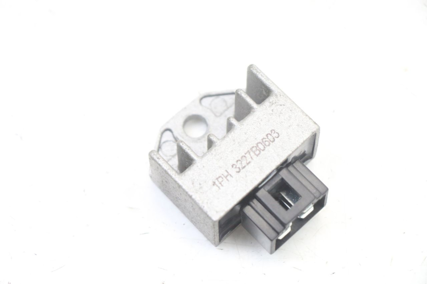 photo de REGOLATORE DI CARICA MBK OVETTO ONE 2T 50 (2013 - 2017)