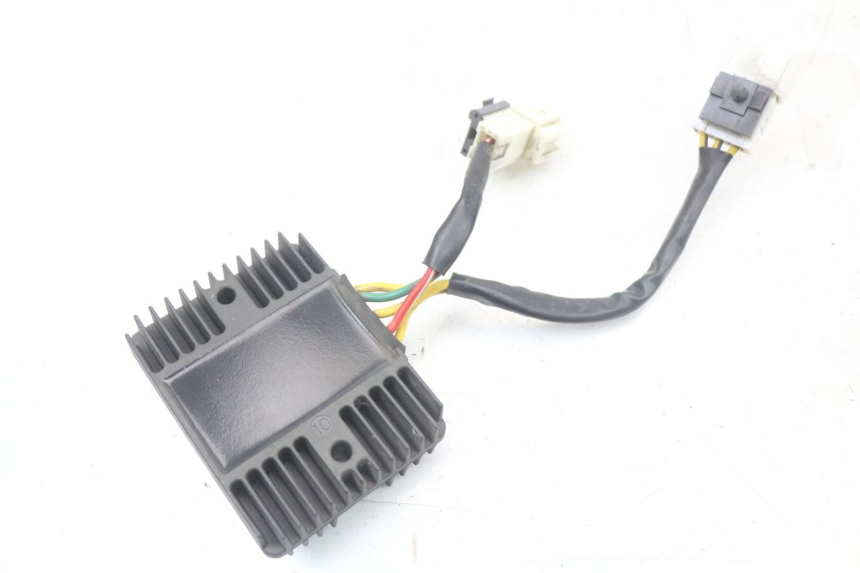 photo de REGOLATORE PIAGGIO MP3 HPE 350 (2018 - 2020)