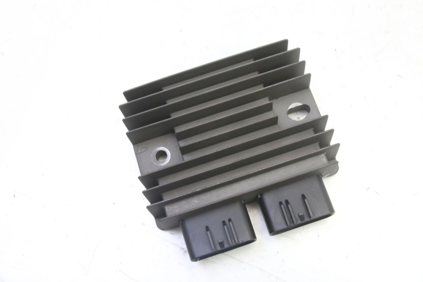 photo de REGOLATORE PIAGGIO MP3 HPE 310 (2024 - 2025)