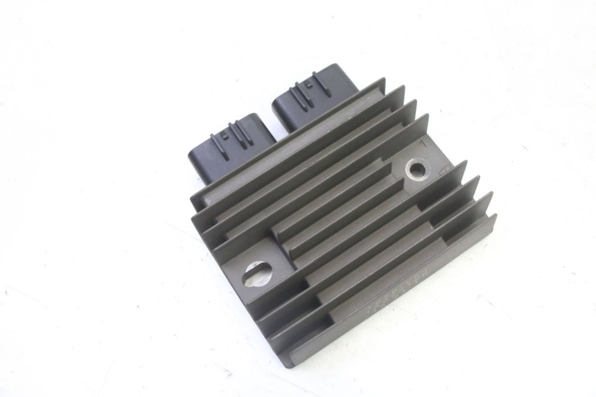 photo de REGOLATORE PIAGGIO MP3 HPE 310 (2024 - 2025)