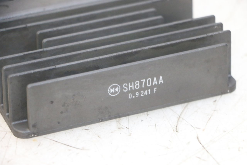 photo de REGOLATORE PIAGGIO MP3 HPE 300 (2019 - 2026) - Dettaglio del componente