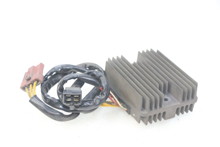 photo de REGOLATORE DI CARICA PIAGGIO MP3 LT 400 (2007 - 2012)