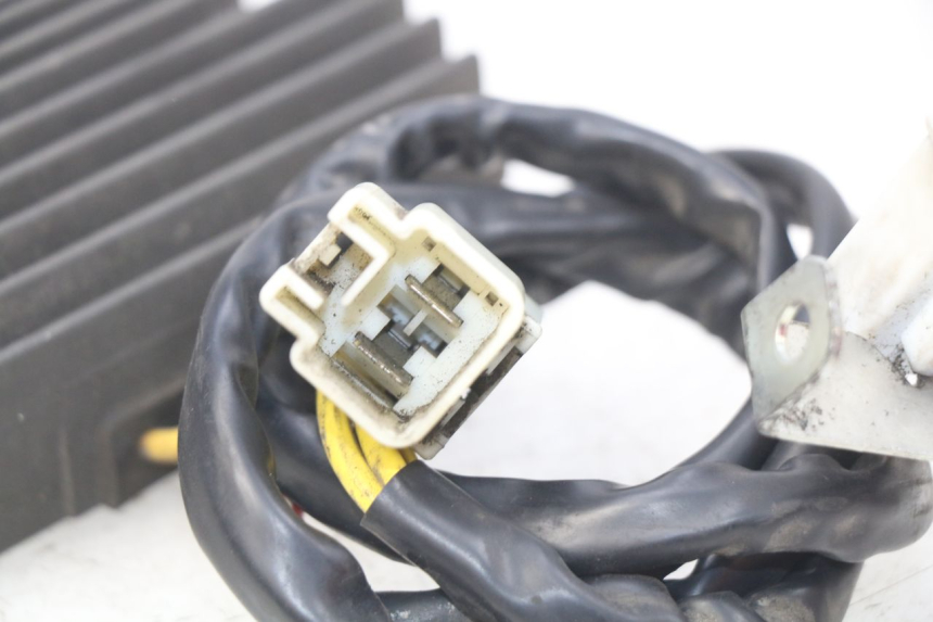 photo de REGOLATORE DI CARICA PIAGGIO MP3 LT 300 (2010 - 2016)