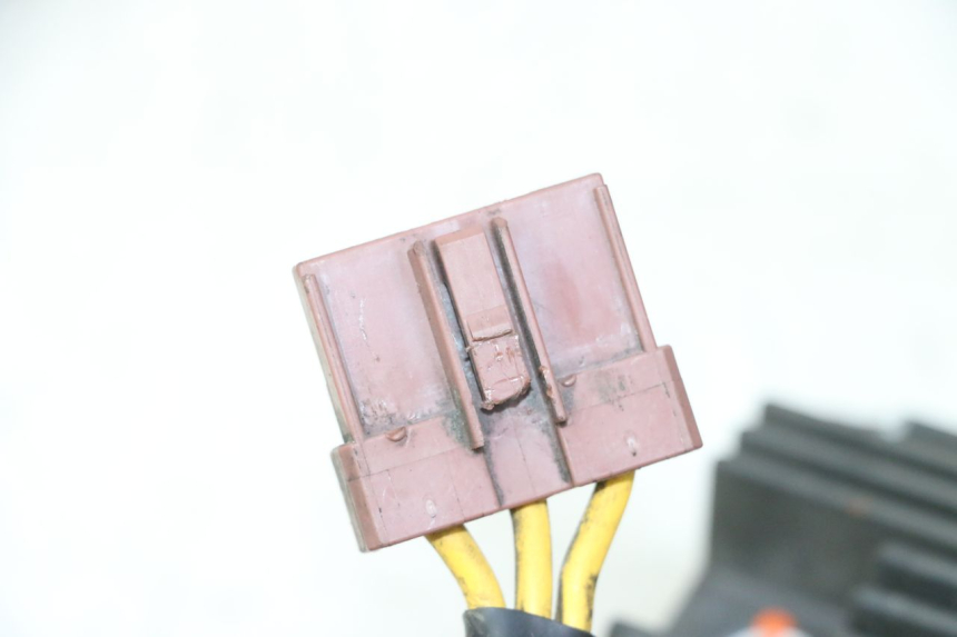 photo de REGOLATORE DI CARICA PIAGGIO MP3 LT 400 (2007 - 2012)