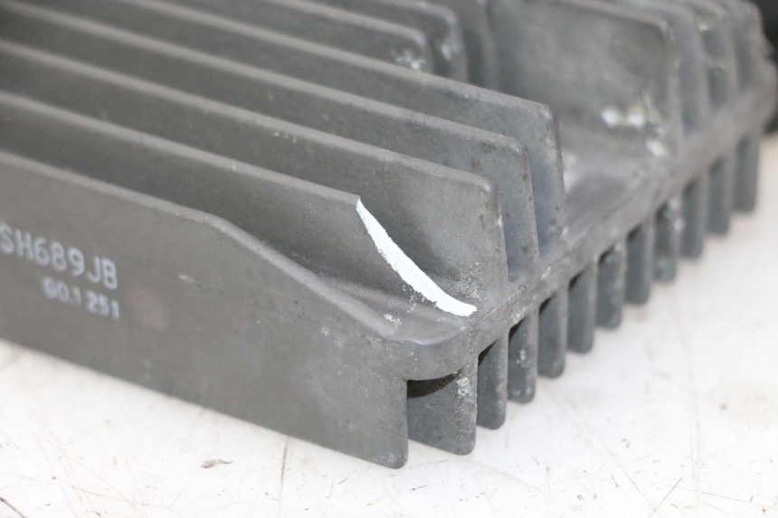 photo de REGOLATORE DI CARICA PIAGGIO MP3 LT 400 (2007 - 2012)