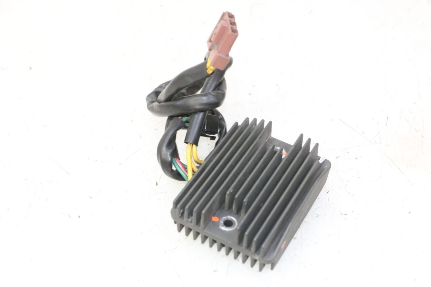 photo de REGOLATORE DI CARICA PIAGGIO MP3 LT 400 (2007 - 2012)