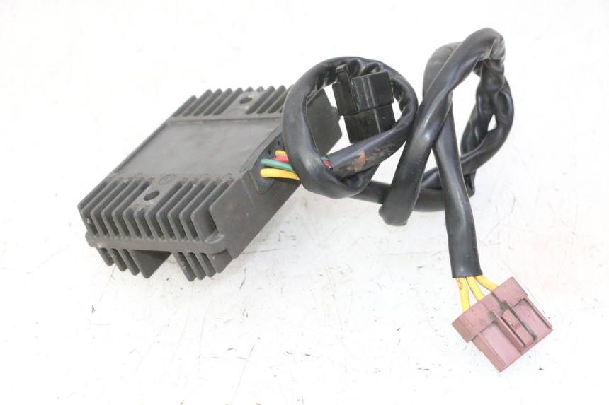photo de REGOLATORE DI CARICA PIAGGIO MP3 LT 400 (2007 - 2012)