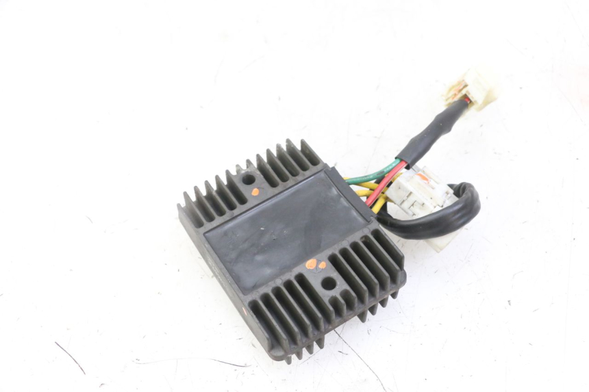 photo de REGOLATORE PIAGGIO MP3 LT 300 (2010 - 2016)