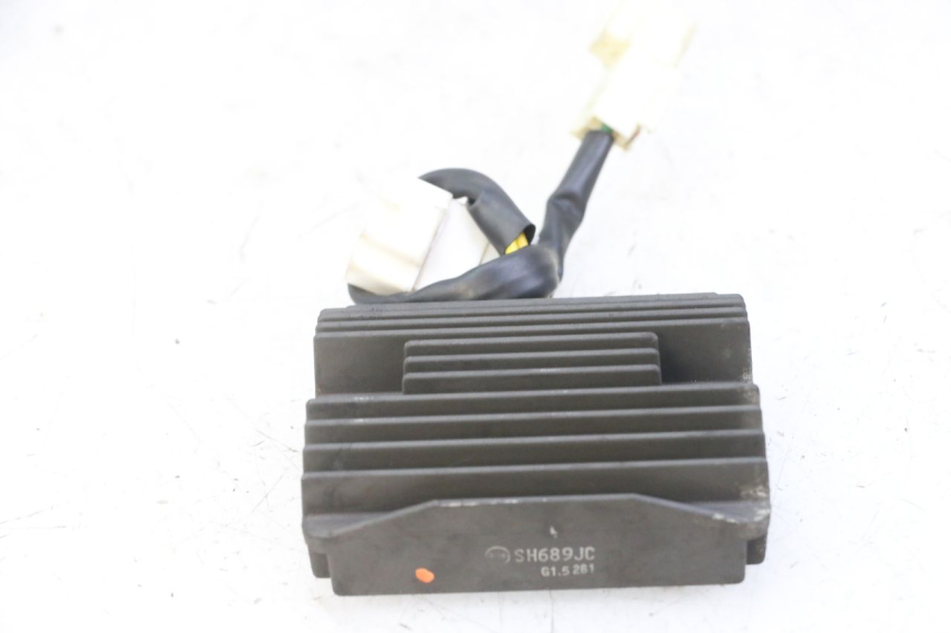 photo de REGOLATORE PIAGGIO MP3 LT 300 (2010 - 2016)