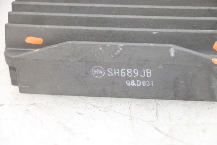 photo de REGOLATORE DI CARICA PIAGGIO MP3 LT 400 (2007 - 2012)