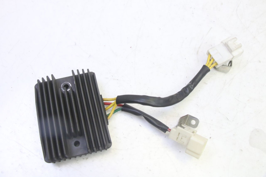 photo de REGOLATORE DI CARICA PIAGGIO MP3 LT 300 (2010 - 2016)