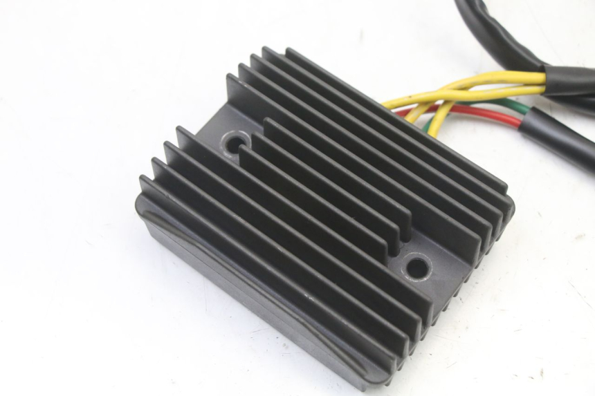 photo de REGOLATORE DI CARICA PIAGGIO MP3 500 (2014 - 2016)