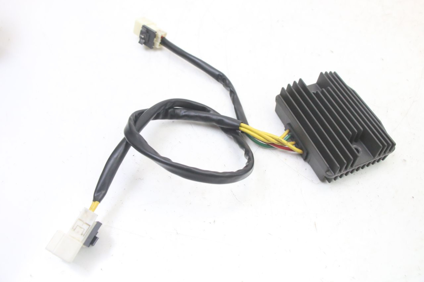 photo de REGOLATORE DI CARICA PIAGGIO MP3 500 (2014 - 2016)