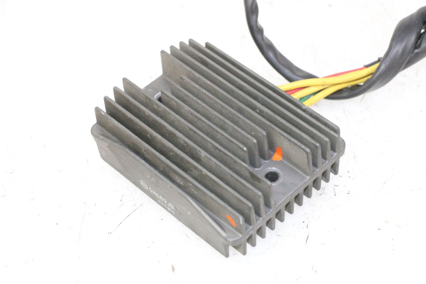 photo de REGOLATORE DI CARICA PIAGGIO MP3 500 (2014 - 2016)