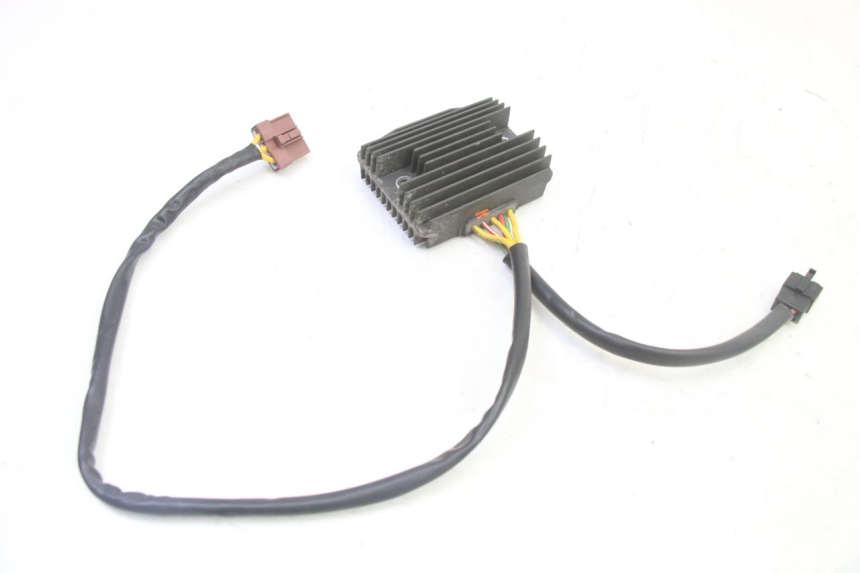 photo de REGOLATORE DI CARICA PIAGGIO MP3 RL 250 (2007 - 2010)