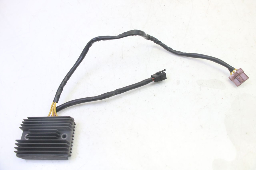 photo de REGOLATORE DI CARICA PIAGGIO MP3 500 (2011 - 2015)
