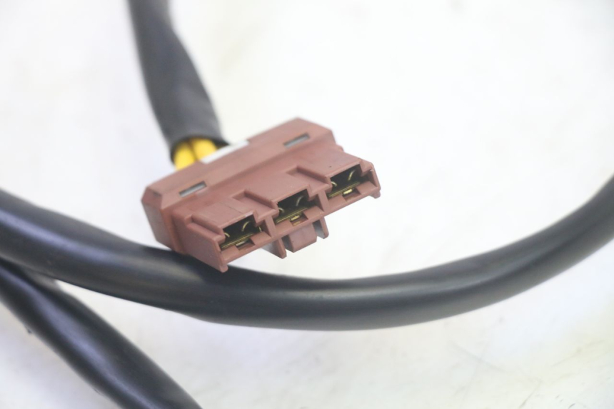 photo de REGOLATORE DI CARICA PIAGGIO MP3 RL 250 (2007 - 2010) - Altra angolazione