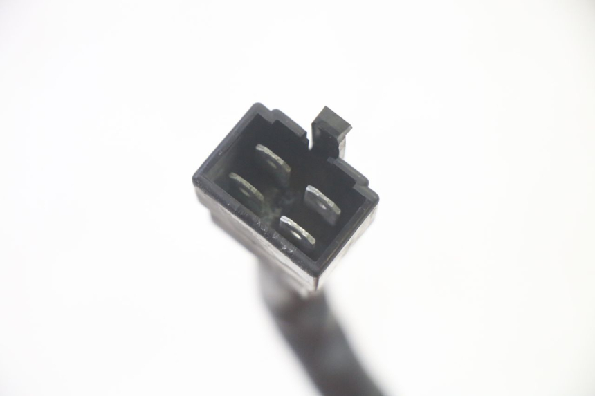 photo de REGOLATORE DI CARICA PIAGGIO MP3 RL 250 (2007 - 2010) - Primo piano tecnico