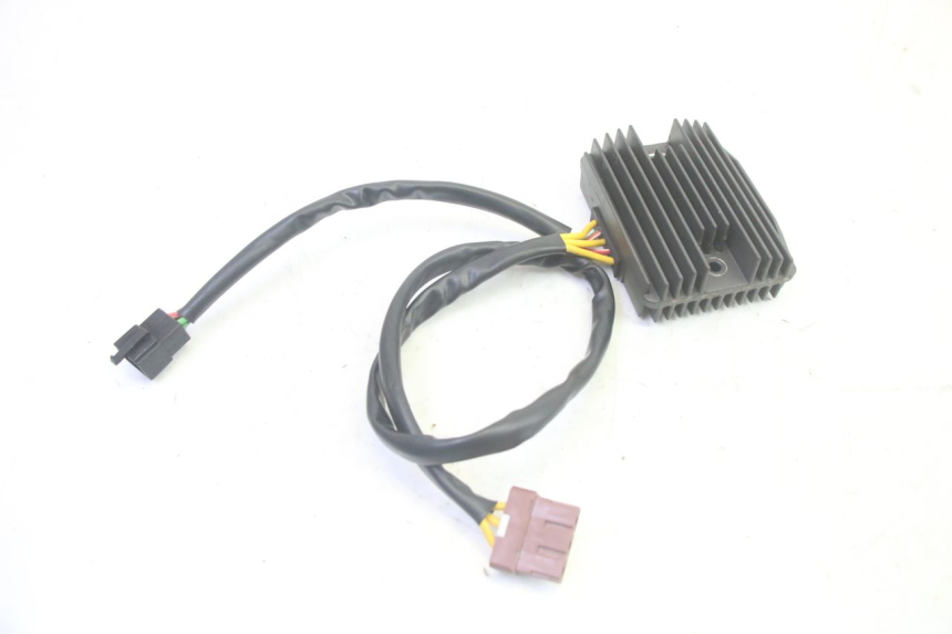 photo de REGOLATORE DI CARICA PIAGGIO MP3 RL 250 (2007 - 2010) - Zoom sullo stato d'uso