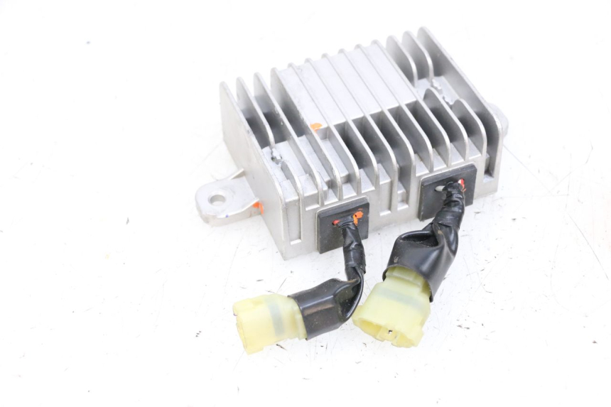 photo de REGOLATORE YAMAHA NEO'S CORE 1 (2022 - 2026) - Dettagli dei punti di fissaggio