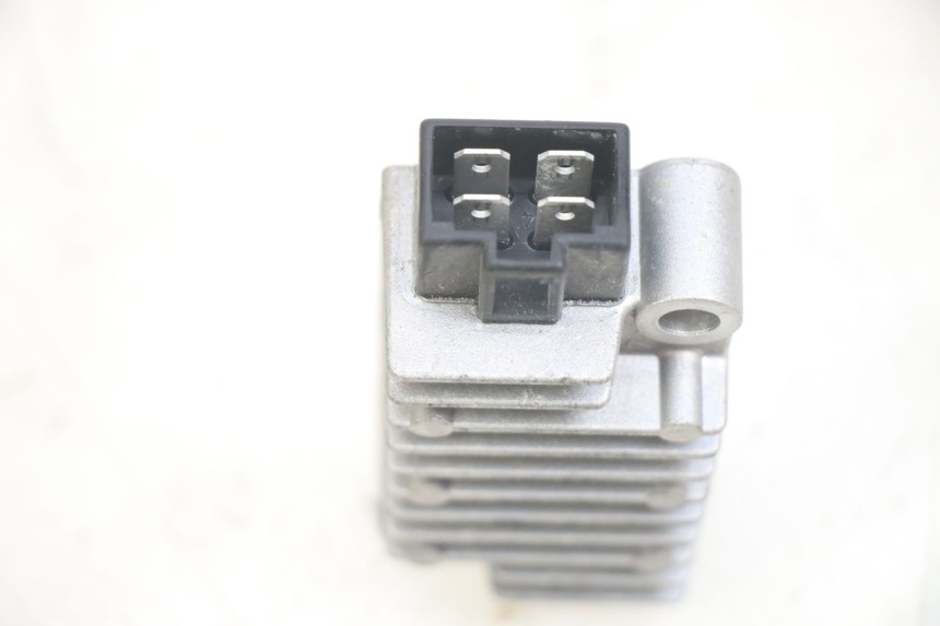 photo de REGOLATORE DI CARICA YAMAHA NEOS NEO'S 4T 50 (2008 - 2016)