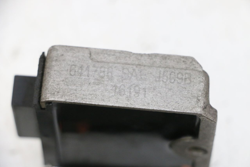 photo de REGOLATORE DI CARICA PIAGGIO NEW TYPHOON 50 (2018 - 2021) - Dettaglio del componente