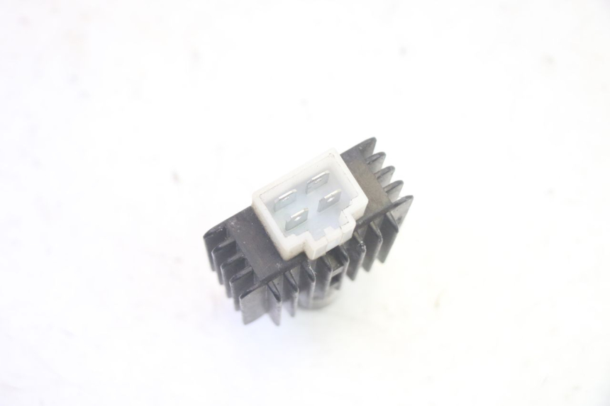 photo de REGOLATORE JM MOTORS OLDIES GT 4T 50 (2018 - 2025) - Altra angolazione