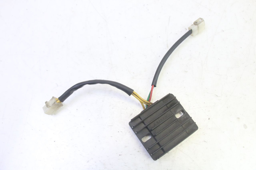 photo de REGOLATORE SYM ORBIT III 3 4T 50 (2021 - 2025) - Vista principale