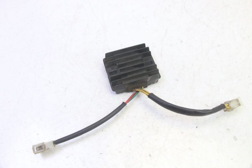 photo de REGOLATORE SYM ORBIT III 3 4T 50 (2021 - 2025) - Zoom sullo stato d'uso