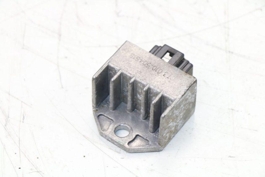 photo de REGOLATORE DI CARICA PEUGEOT KISBEE 4T 50 (2010 - 2017)