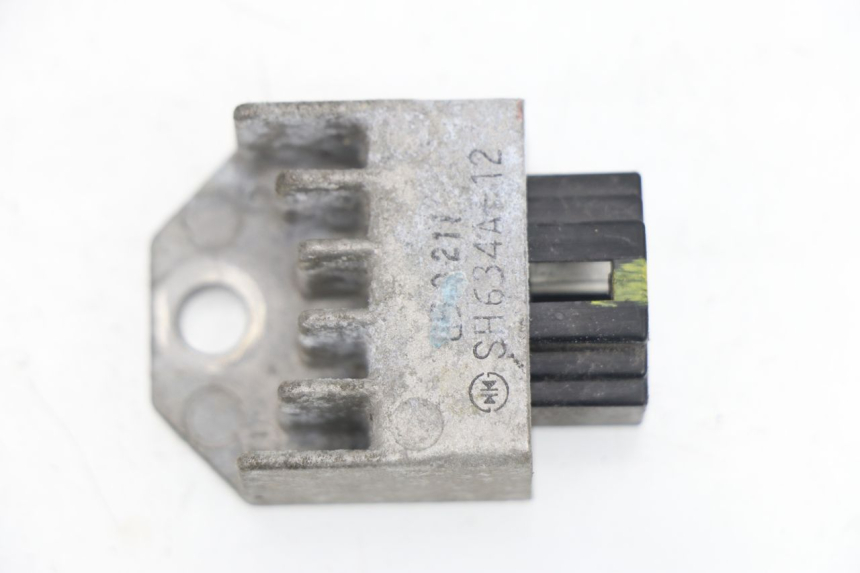 photo de REGOLATORE DI CARICA PEUGEOT LUDIX 50 (2005 - 2007)