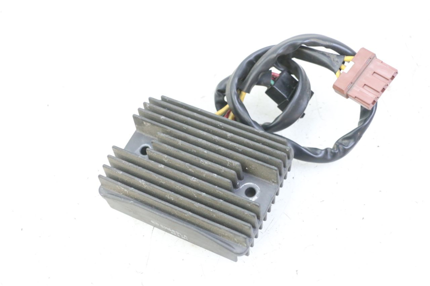photo de REGOLATORE PEUGEOT SATELIS 125 (2013 - 2018)