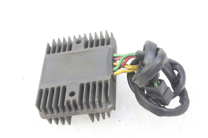 photo de REGOLATORE DI CARICA PEUGEOT SATELIS COMPRESSOR K15 125 (2006 - 2009)