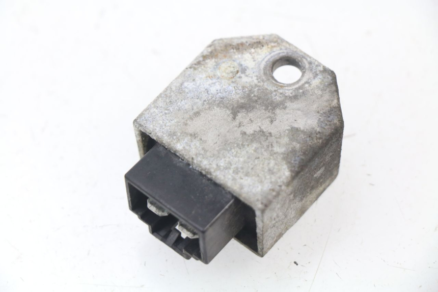 photo de Regolatore di carica PEUGEOT SPEEDFIGHT 2 AC 50 (2000 - 2009)