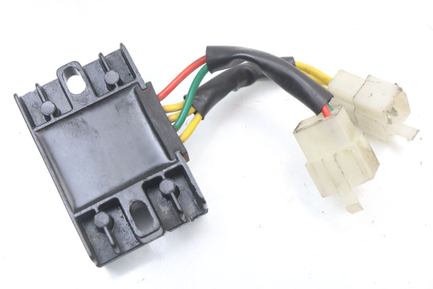 photo de REGOLATORE PEUGEOT STREETZONE I 2T 50 (2018 - 2020)