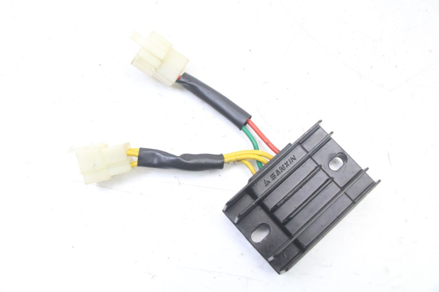 photo de REGOLATORE PEUGEOT STREETZONE I 2T 50 (2018 - 2020)