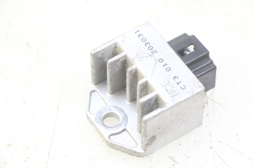 photo de REGOLATORE DI CARICA PEUGEOT TWEET 4T 50 (2010 - 2014)