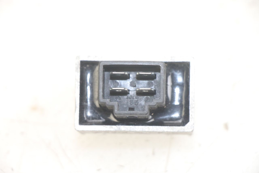photo de REGOLATORE DI CARICA PEUGEOT TWEET 4T 50 (2014 - 2019)