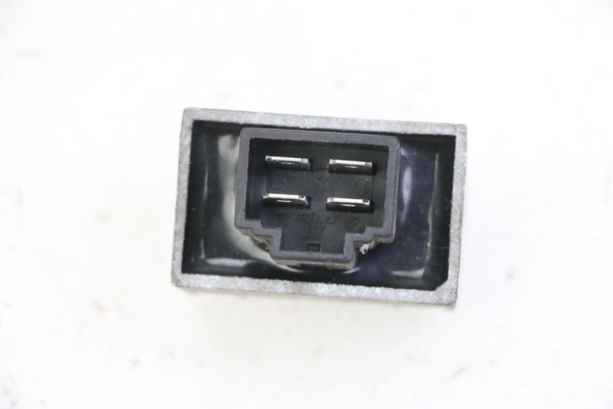 photo de REGOLATORE DI CARICA PEUGEOT TWEET 4T 50 (2014 - 2019)