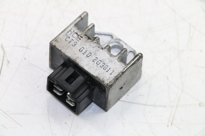 photo de REGOLATORE DI CARICA PEUGEOT TWEET 4T 50 (2010 - 2014)
