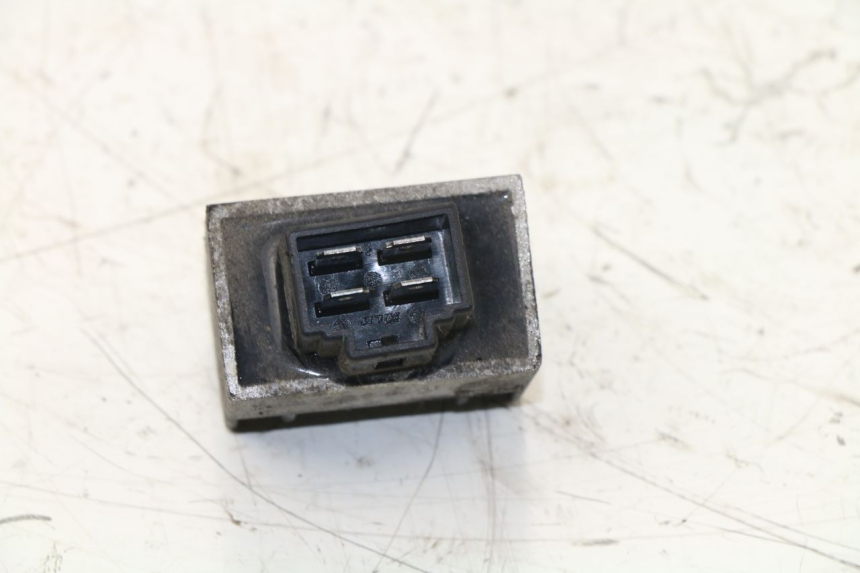 photo de REGOLATORE DI CARICA PEUGEOT TWEET 4T 50 (2010 - 2014)