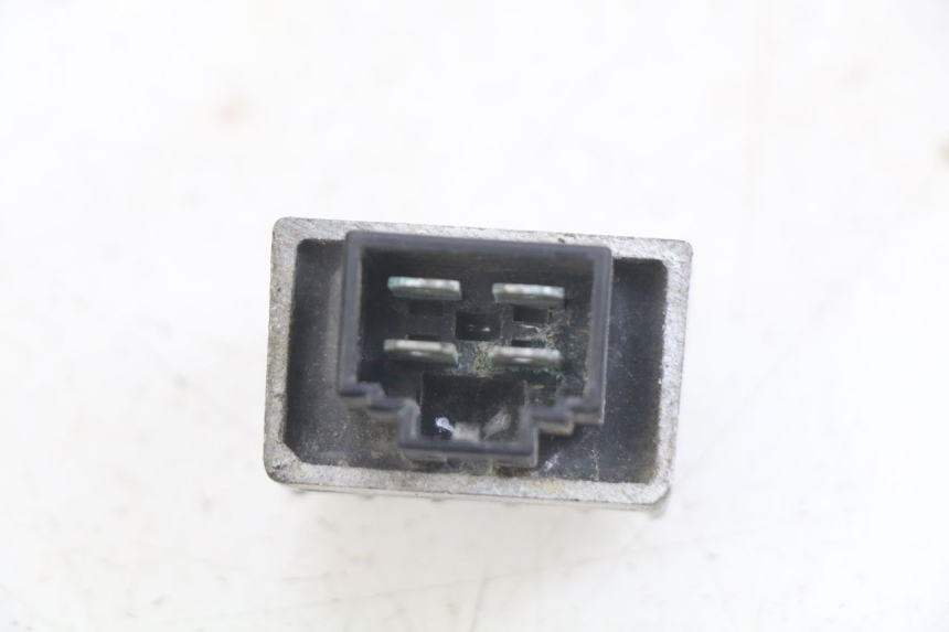 photo de REGOLATORE DI CARICA PEUGEOT VIVACITY 50 (2004 - 2009)