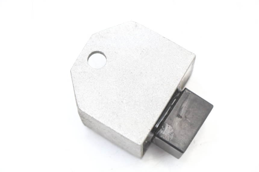 photo de REGOLATORE DI CARICA PEUGEOT VIVACITY NEW 4T 50 (2008 - 2017)