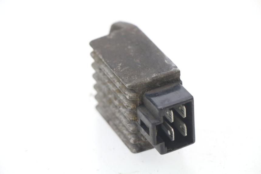 photo de REGOLATORE DI CARICA PEUGEOT ZENITH 50 (1994 - 1999)