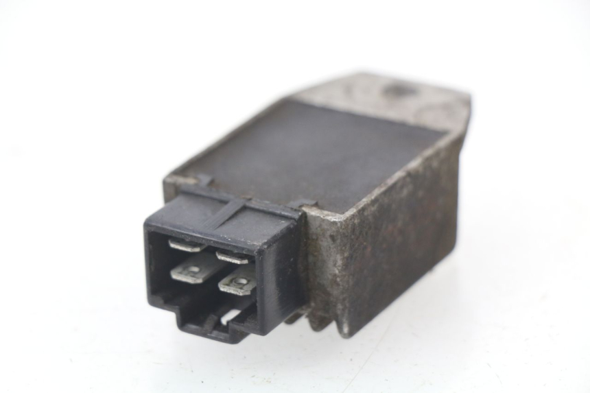 photo de REGOLATORE DI CARICA PEUGEOT ZENITH 50 (1994 - 1999)
