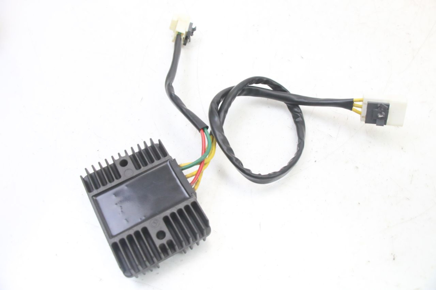 photo de REGOLATORE DI CARICA PIAGGIO MP3 500 (2014 - 2016)