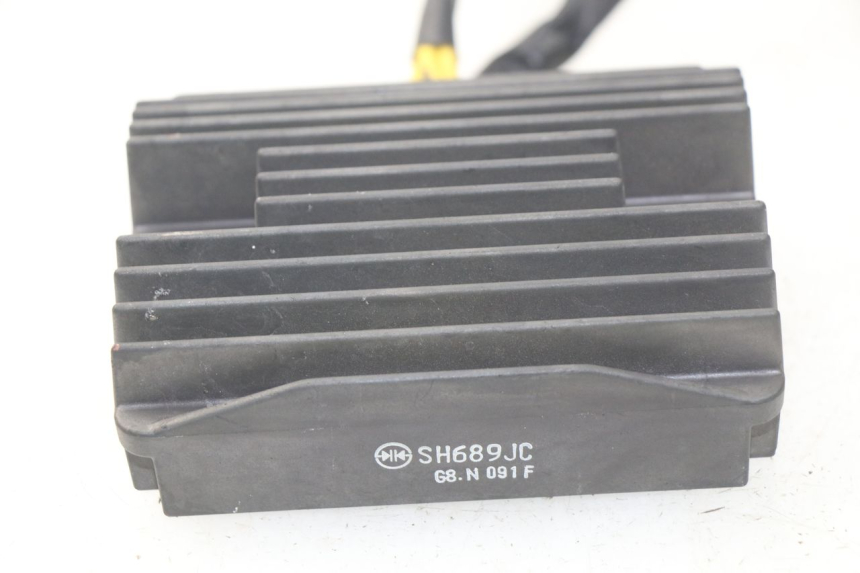 photo de Regolatore di carica PIAGGIO MP3 HPE 500 (2019 - 2022)