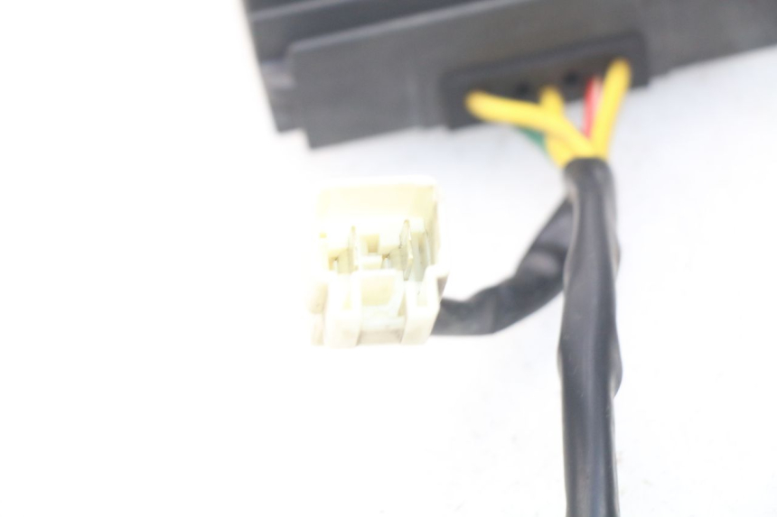 photo de Regolatore di carica PIAGGIO MP3 HPE 500 (2019 - 2022)