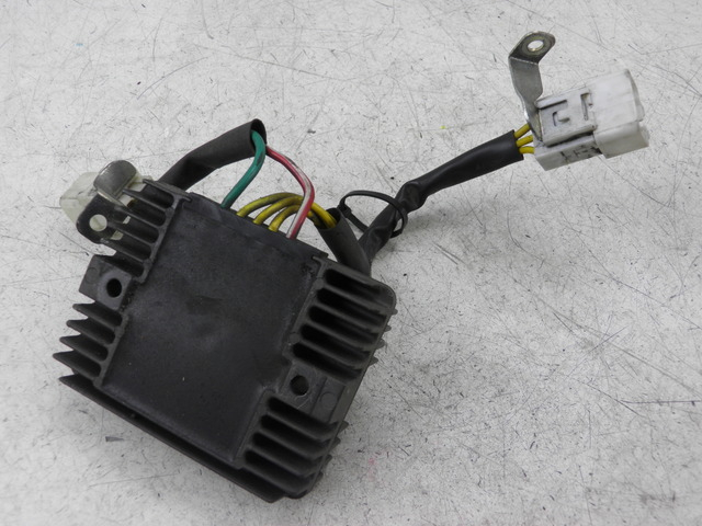 photo de REGOLATORE PIAGGIO MP3 LT 300 (2010 - 2016)
